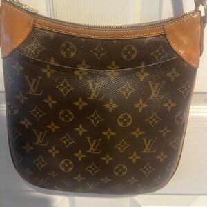 Louis Vuitton Brown Tan Shoulder Bag with Monogram Canvas